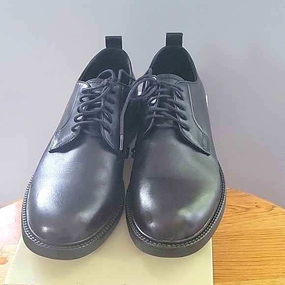 Mens Dress Shoes - Picture 2 of 8